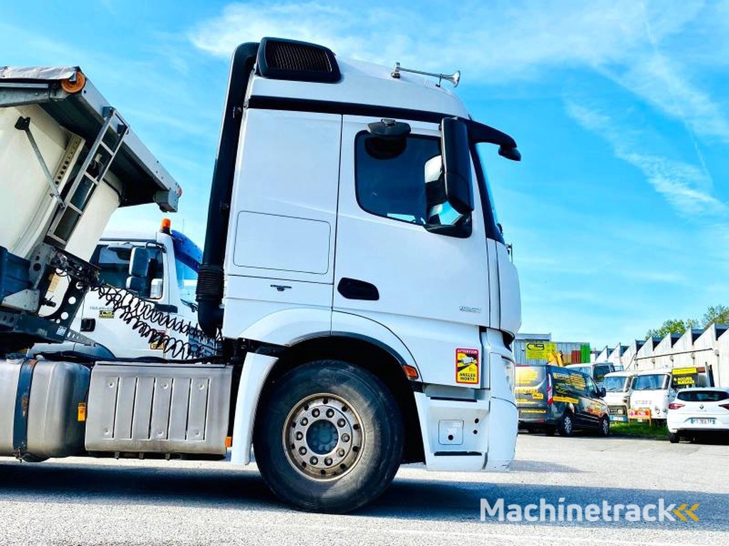 MERCEDES Tracteur routier ACTROS 1851 4X2 avec KIT HYDRAULIQUE