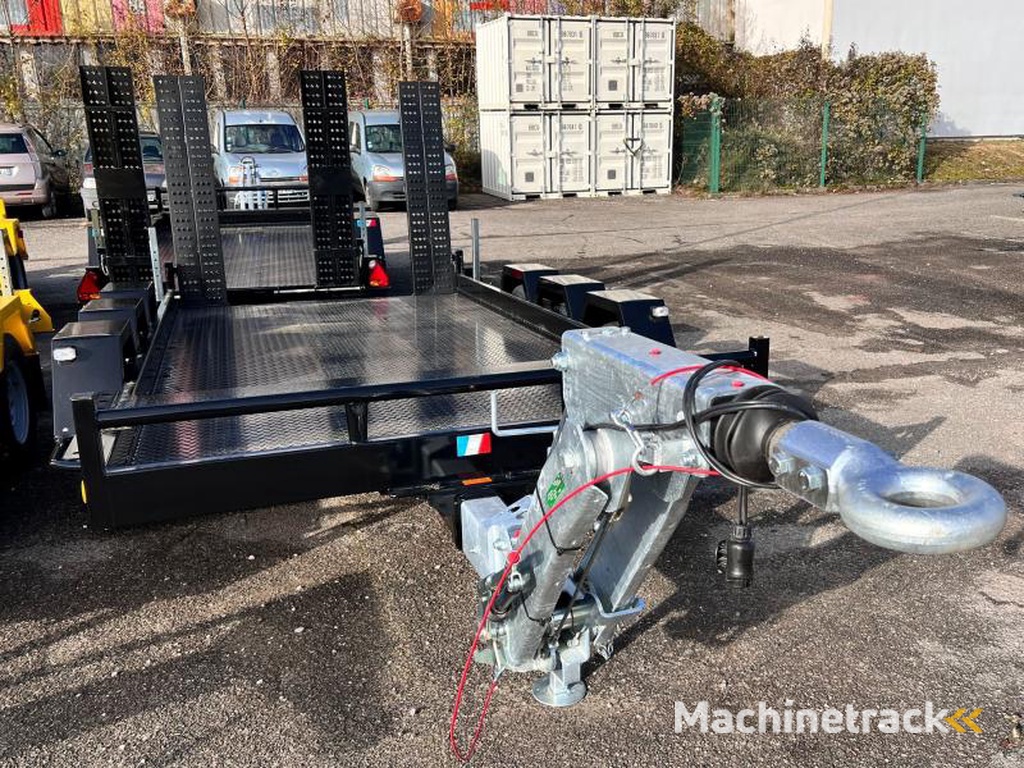 Moiroud TR3500 3 ESSIEUX 3T5 NEUVE MOIROUD NOIRE LARGE