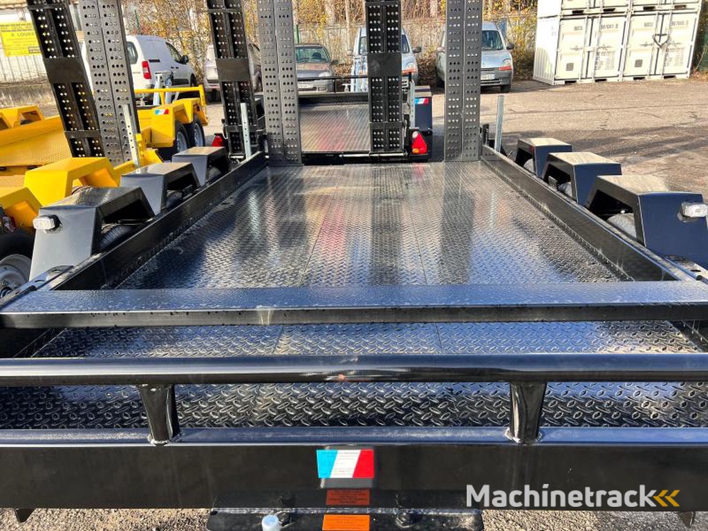 Moiroud TR3500 3 ESSIEUX 3T5 NEUVE MOIROUD NOIRE LARGE