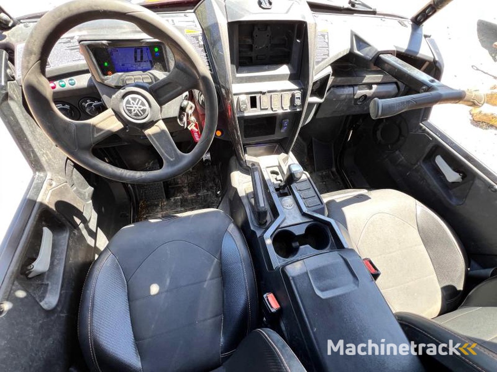 Yamaha BUGGY-SSV-RMAX-1000-WOLVERINE