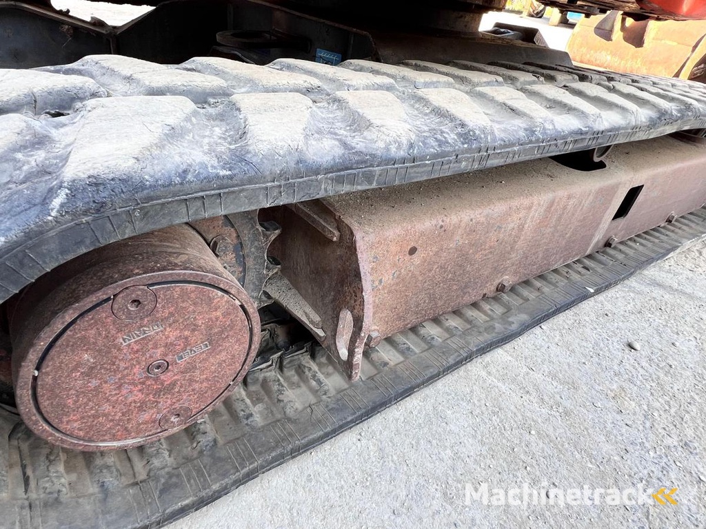 Hitachi ZX26U-5A-MINI-PELLE-2,7T