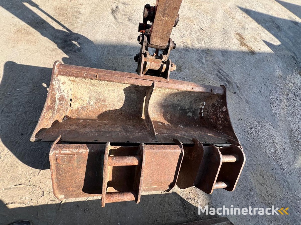 Hitachi ZX26U-5A-MINI-PELLE-2,7T