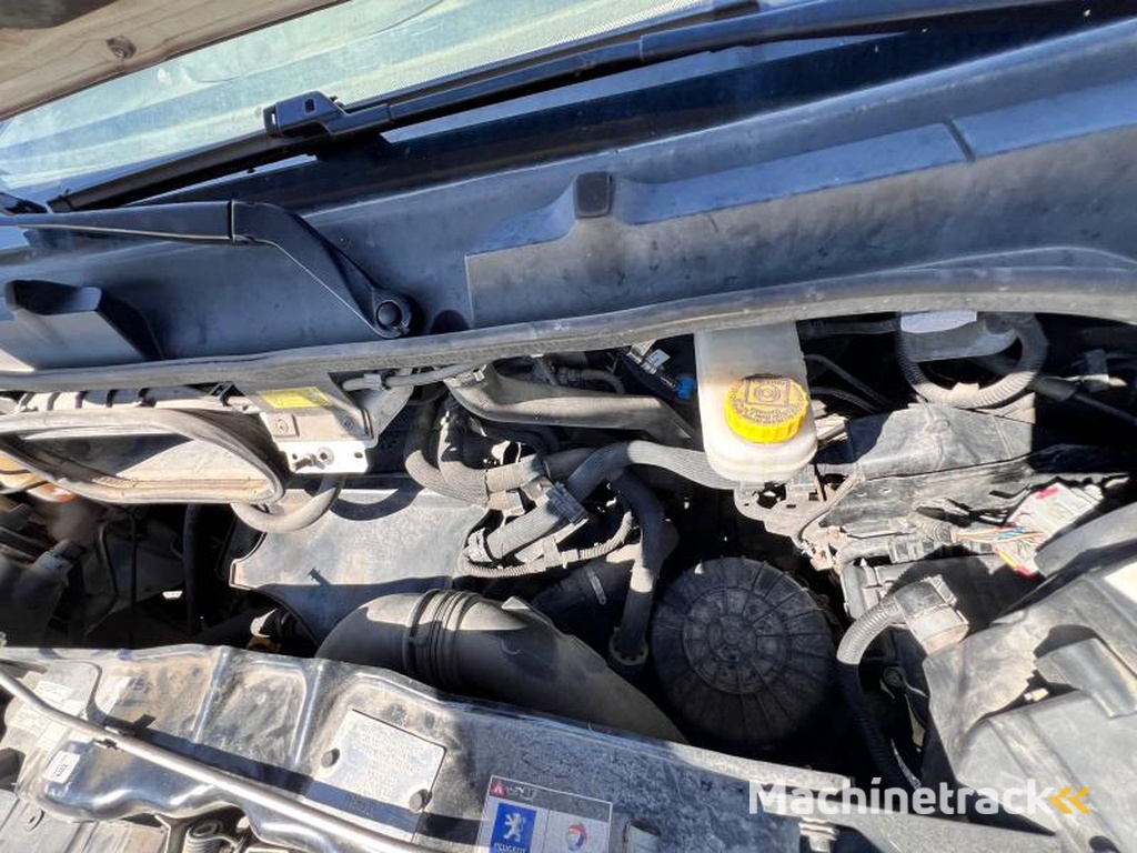 Peugeot Boxer-2-2,2L-HDI-130-L2H1