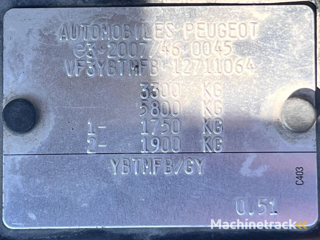 Peugeot Boxer-2-2,2L-HDI-130-L2H1