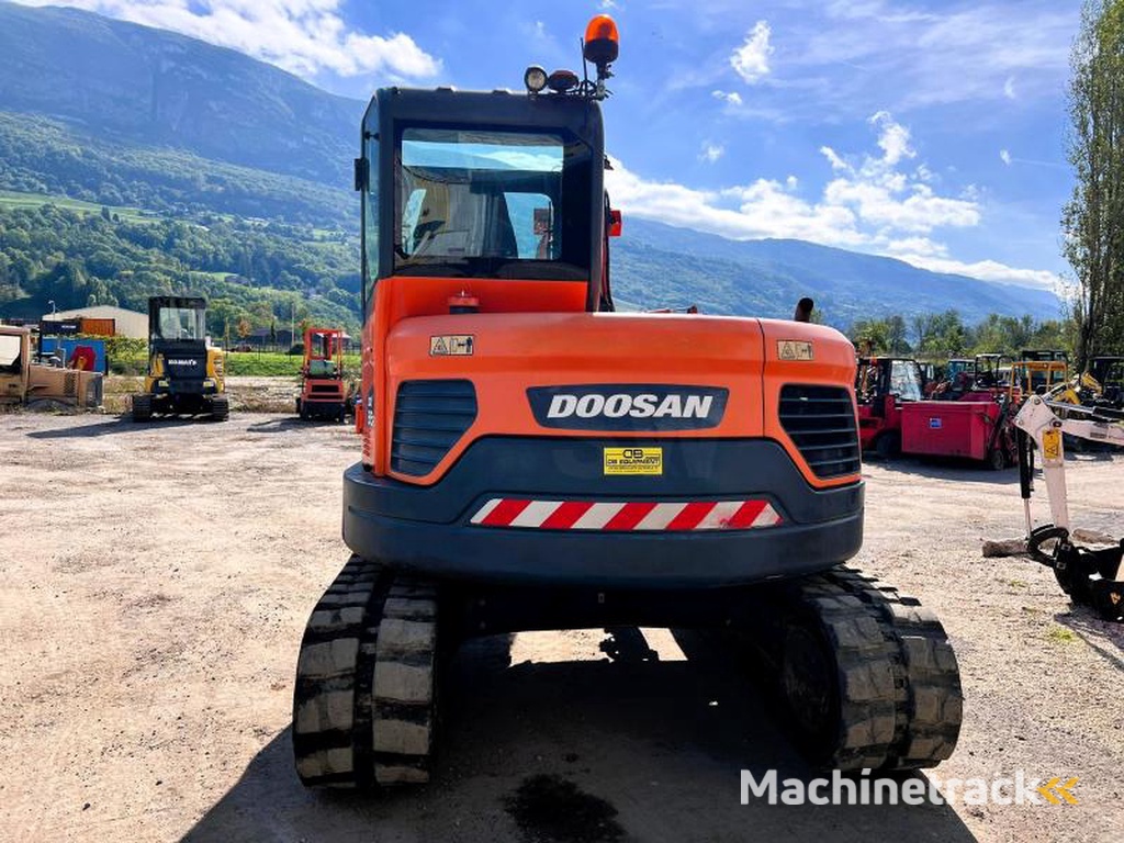 Doosan DX85R-3-PELLE-A-CHENILLES-8,5T