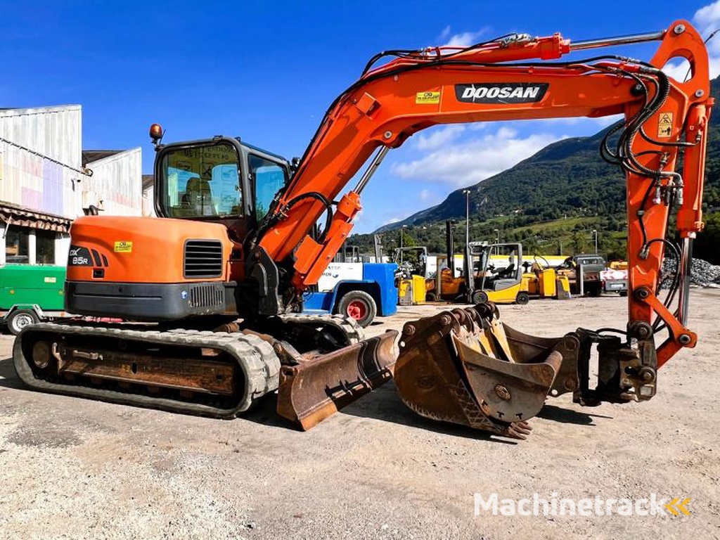 Doosan DX85R-3-PELLE-A-CHENILLES-8,5T