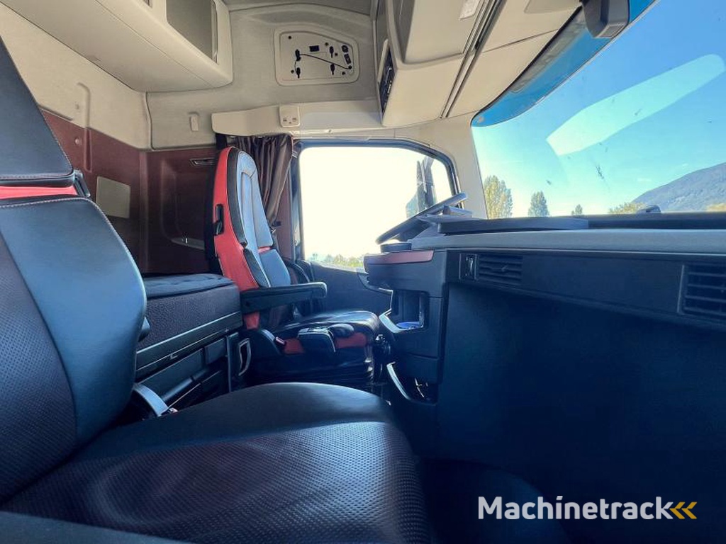 Volvo FH16-750cv-4x2-Cabine-Glob-Hydraulique