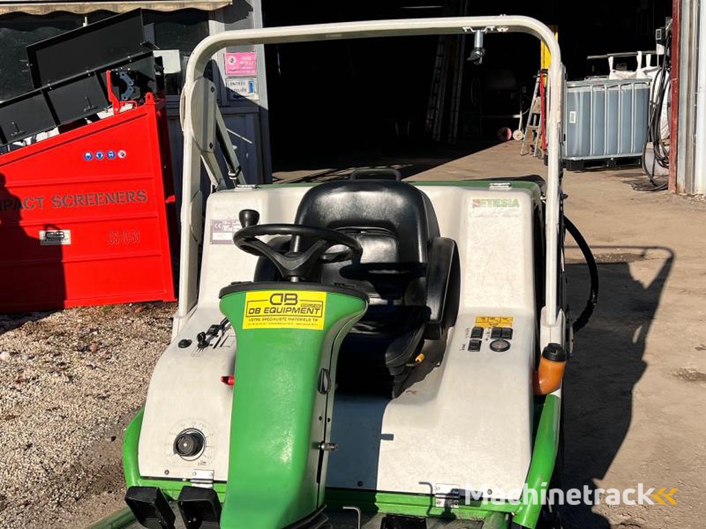ETESIA HYDRO 124D Tondeuse autoportée 124cm
