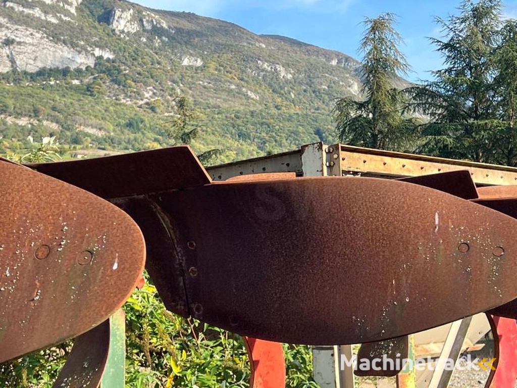 Vogel & Noot Charrue-portée-5-corps