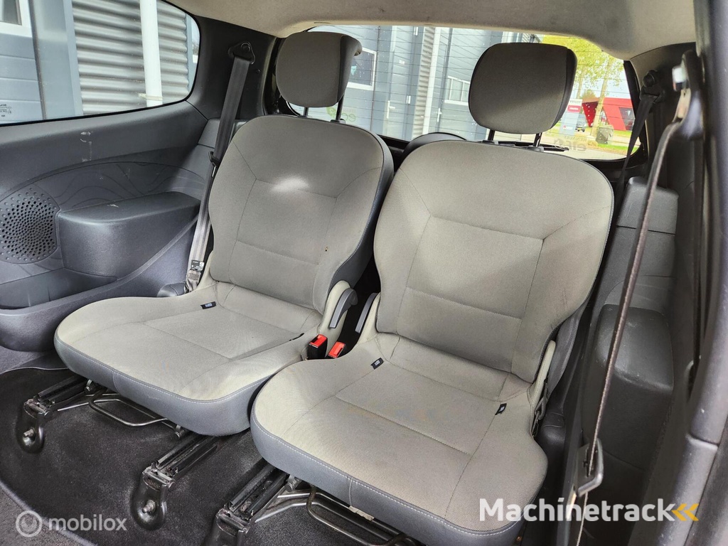 Renault Twingo 1.2-16V Night & Day 2011 | AIRCO | NAP | TREKHAAK