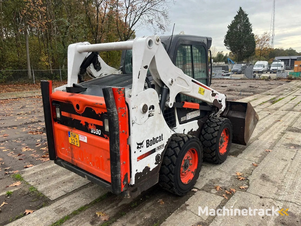 Bobcat S590 schranklader