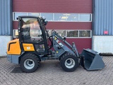 Minituur van Giant V 452 T HD met kenteken en cabine