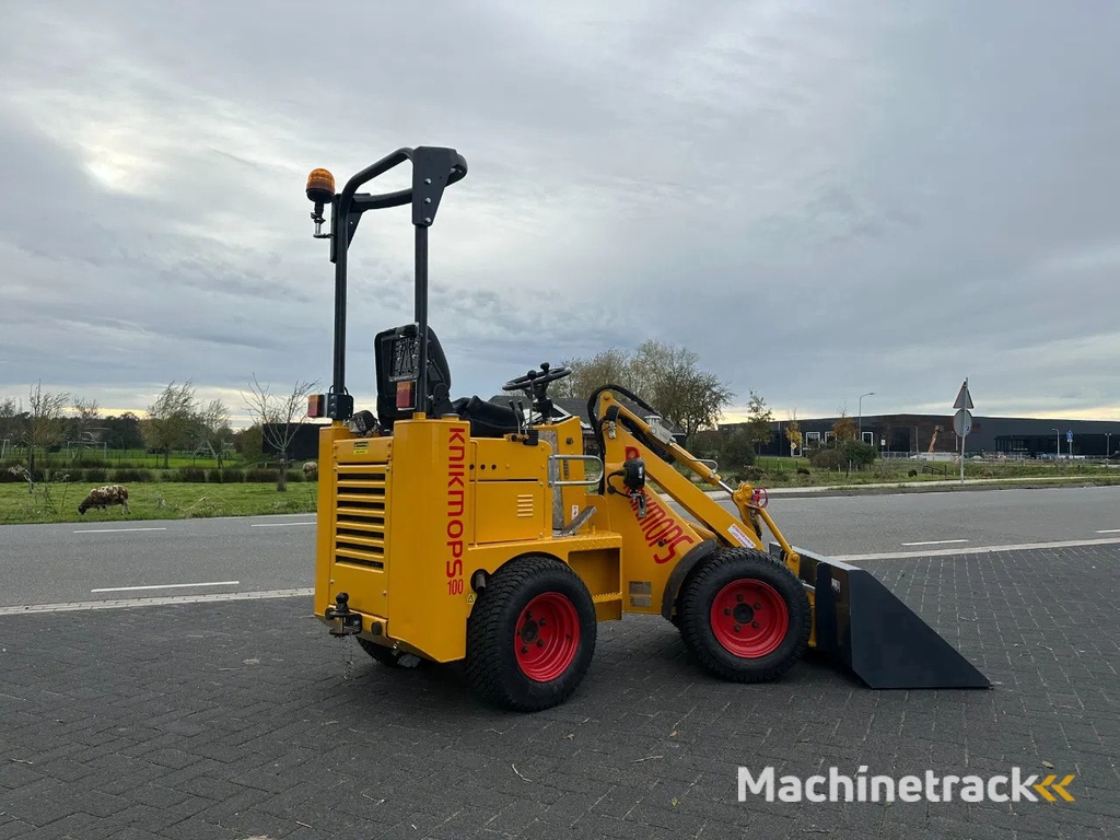 Knikmops 100 | Bouwjaar 2018 | 1627 uur