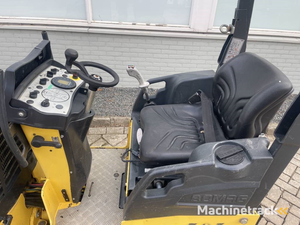 Bomag BW 100 AD M-5       2019