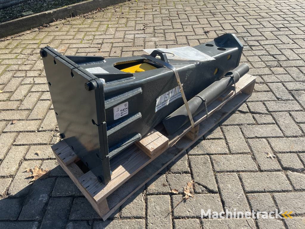 Mustang HM  300    2024  Unused