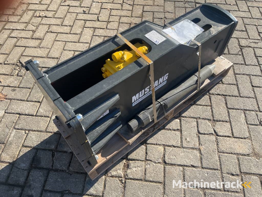 Mustang HM 550     2024  Unused