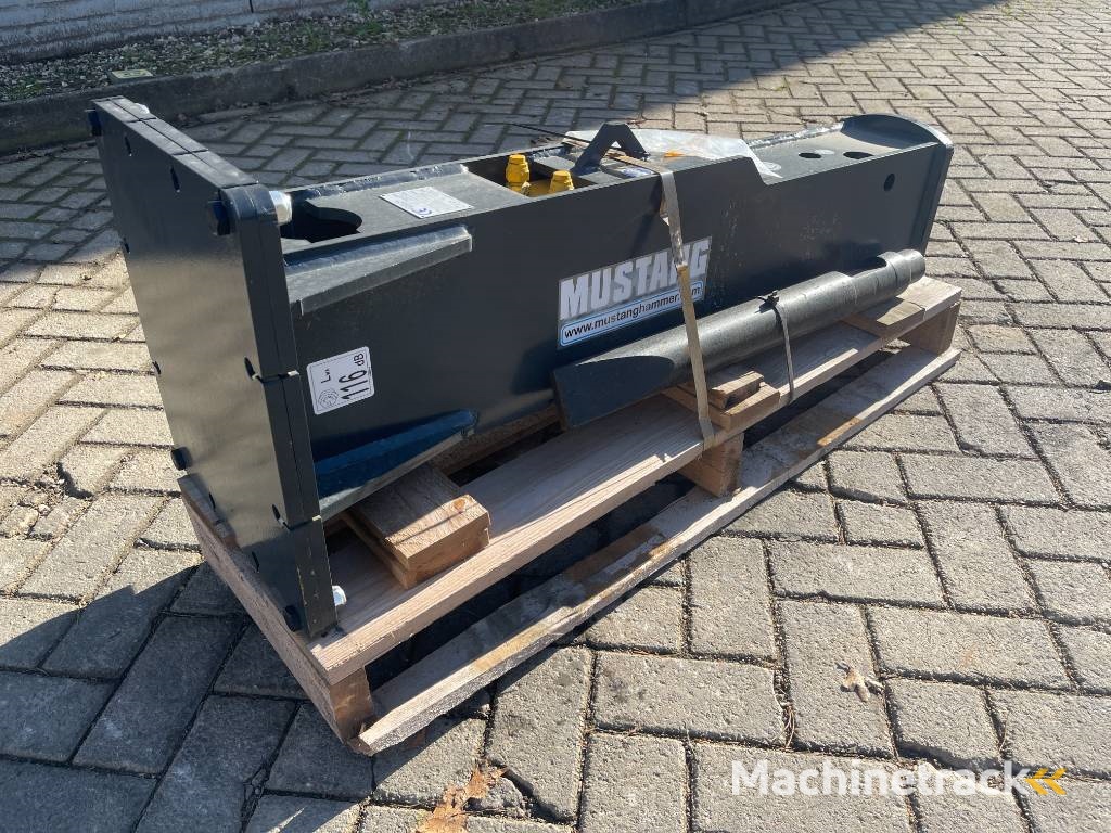 Mustang HM 702     2024   Unused