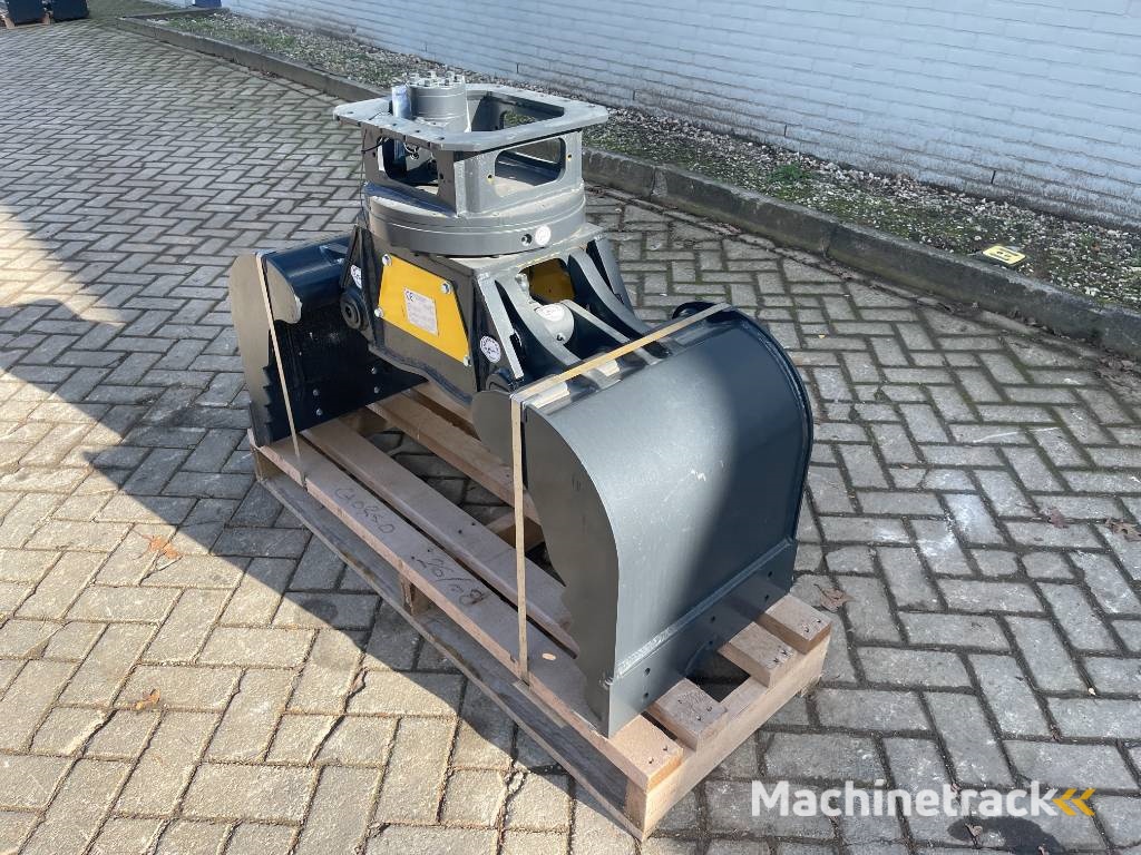 Mustang GRP 250 CH     2024    Unused