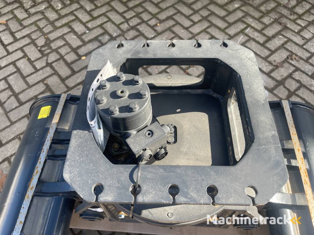 Mustang GRP 250 CH     2024    Unused