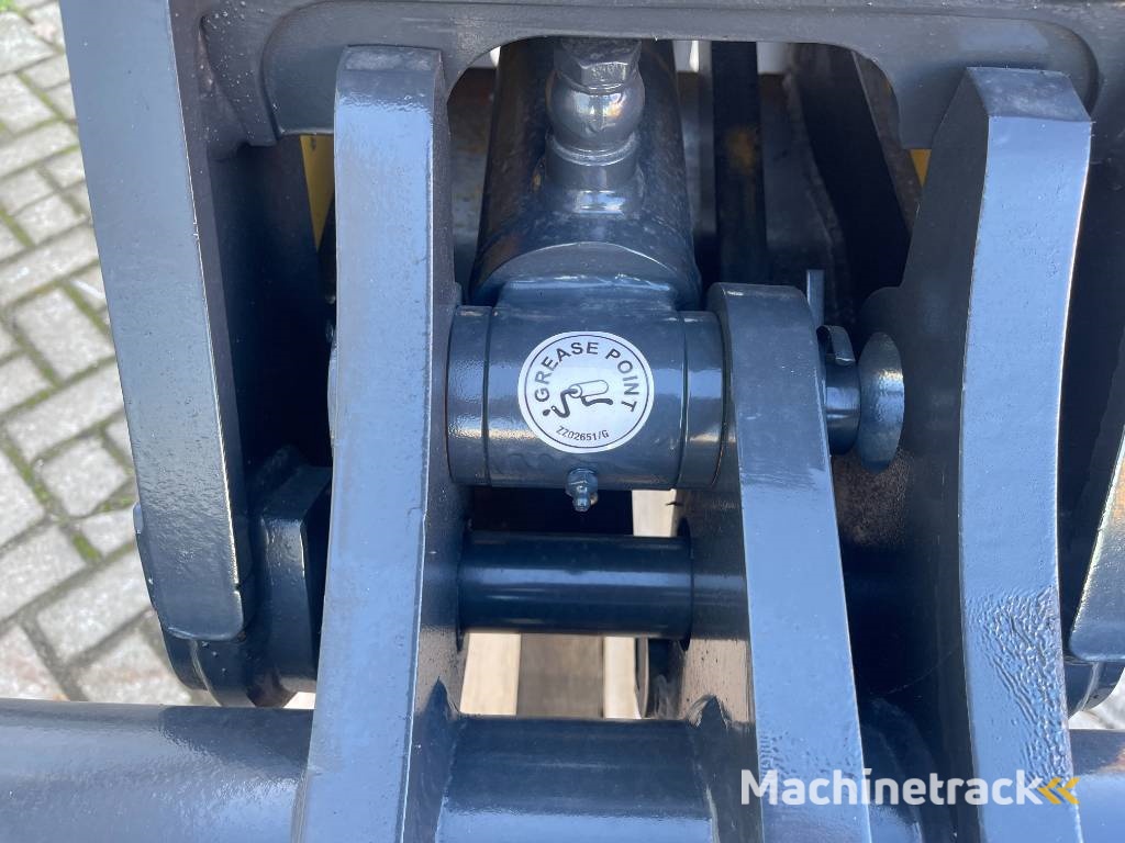 Mustang GRP 450   2024    Unused