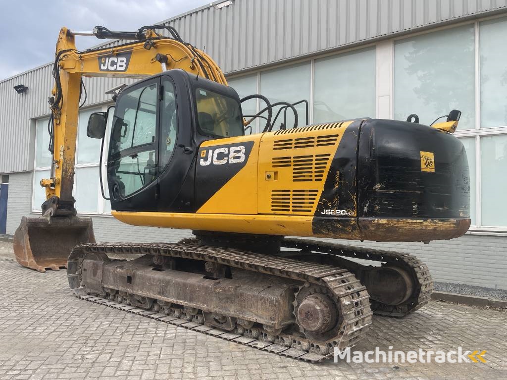 JCB JS 220 N LC      2012    CE