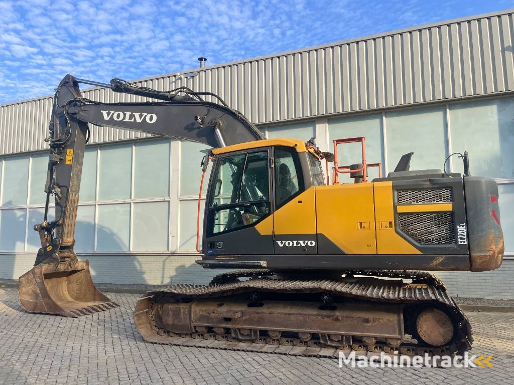 Volvo EC 220 EL    2016   TOPCON 3D GPS