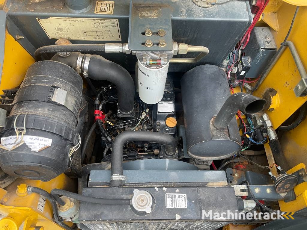 Gehl 3840 E     2015