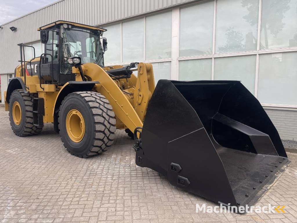 CAT 950 M   2019