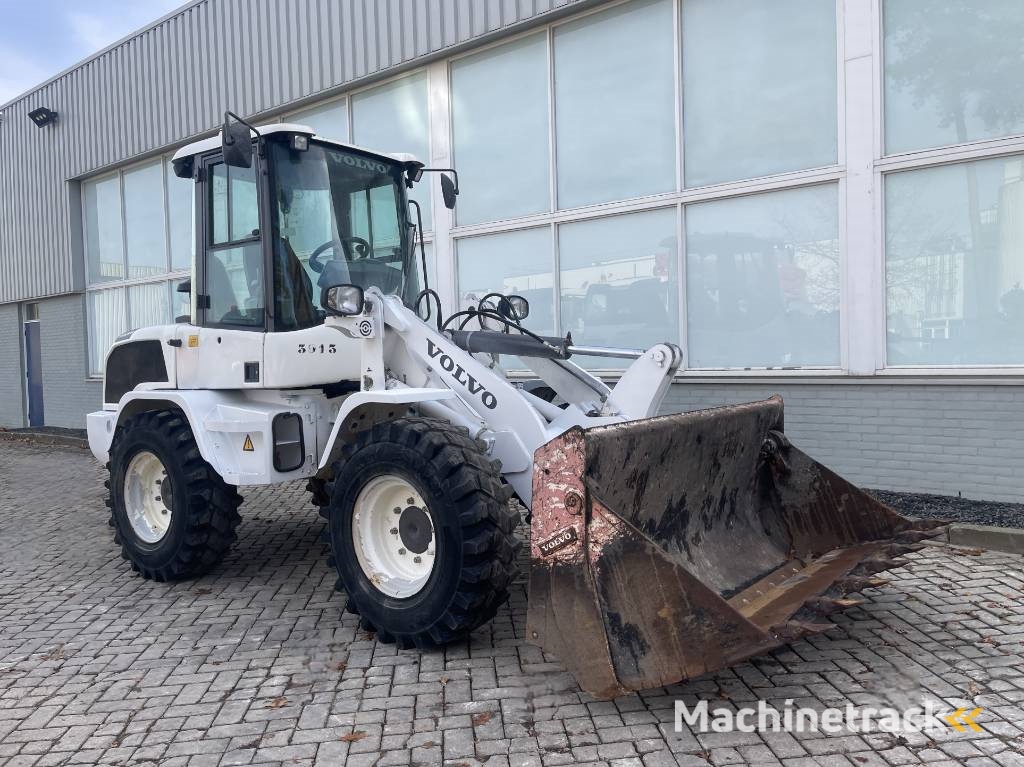 Volvo L 30 G  2020   CE