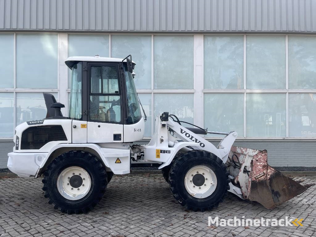 Volvo L 30 G  2020   CE