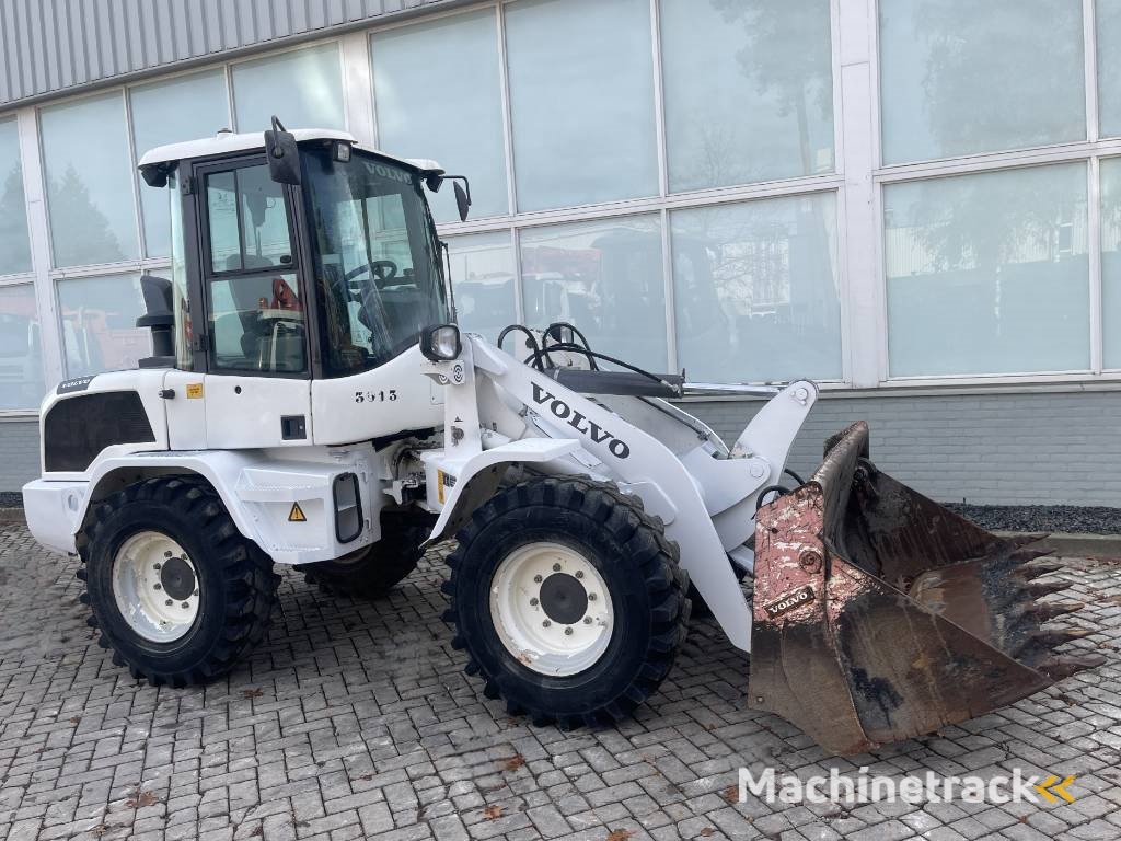 Volvo L 30 G  2020   CE
