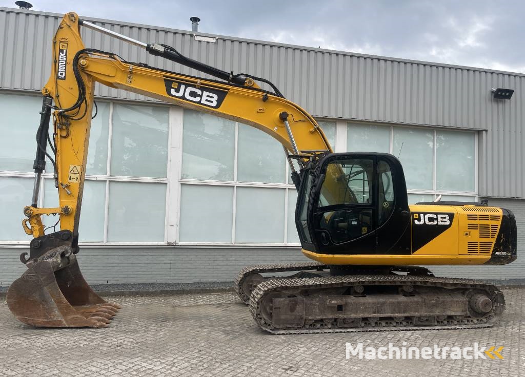 JCB JS 220 N LC      2012    CE