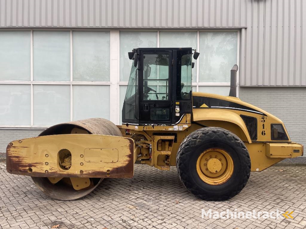 CAT CS 573 E       2004