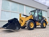 Minituur van CAT 906 M     2016