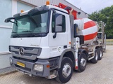 Minituur van Mercedes-Benz Actros 3241 Putzmeister M24/3 2013 8X4