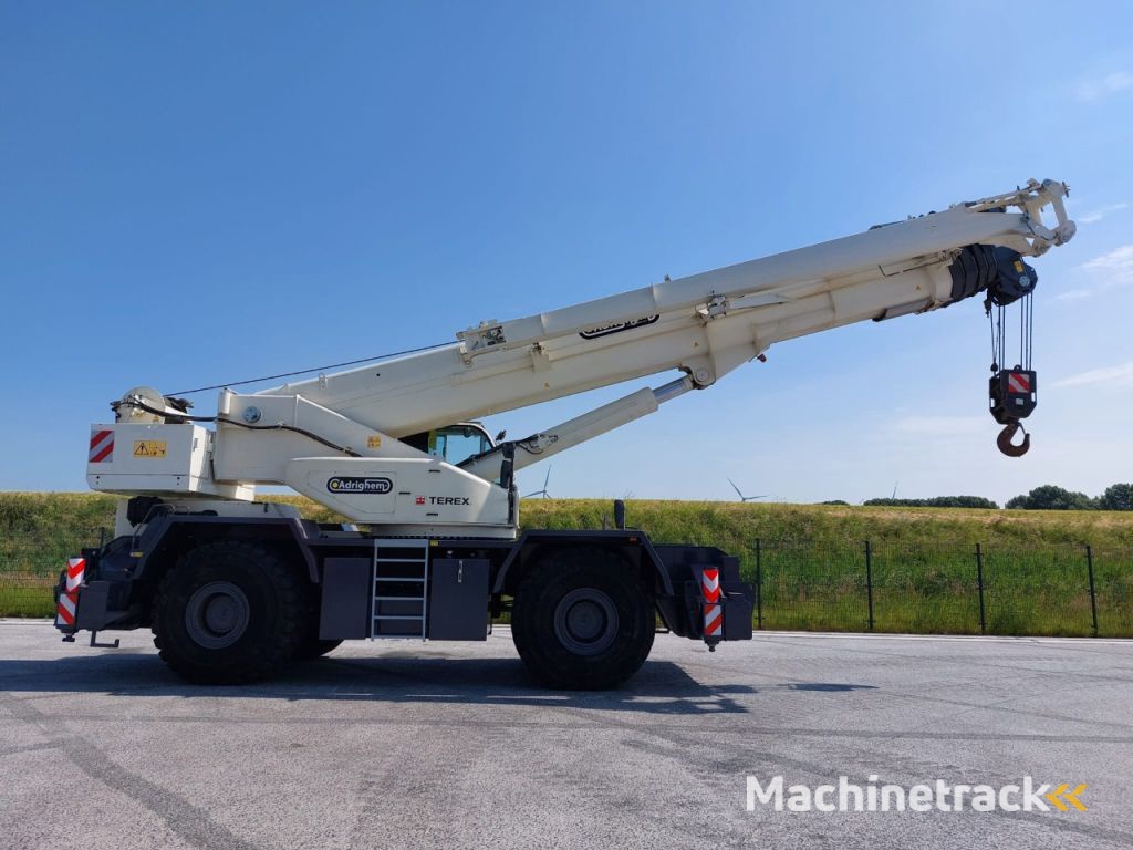Terex RT100