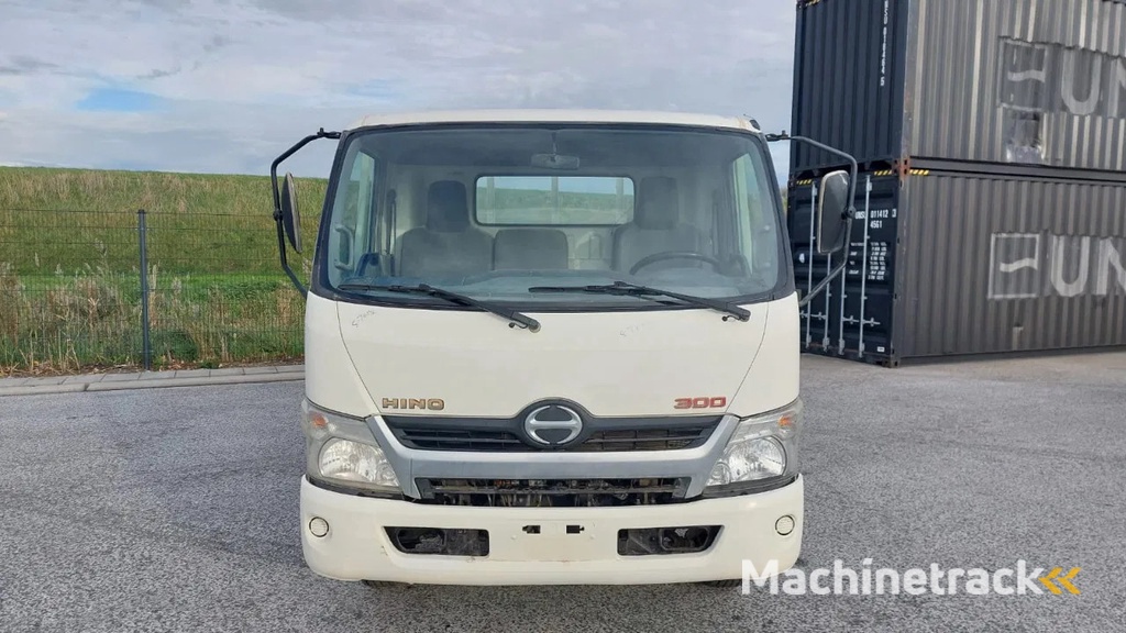 Hino XZU730L 8,5 TON GROSS
