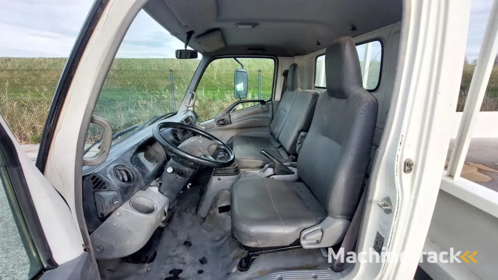 Hino XZU730L 8,5 TON GROSS