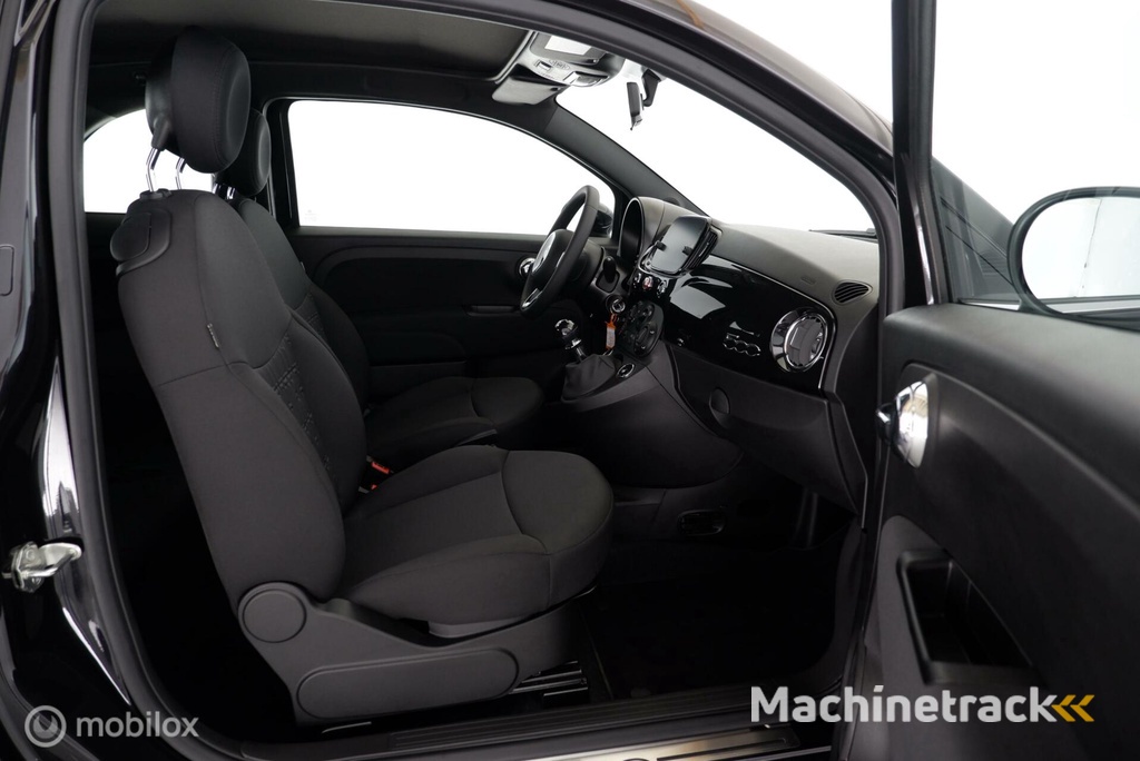 Fiat 500 Cabrio 1.0 Hybrid Dolcevita Finale airco|cruise|dab|applecarplay|lmv15