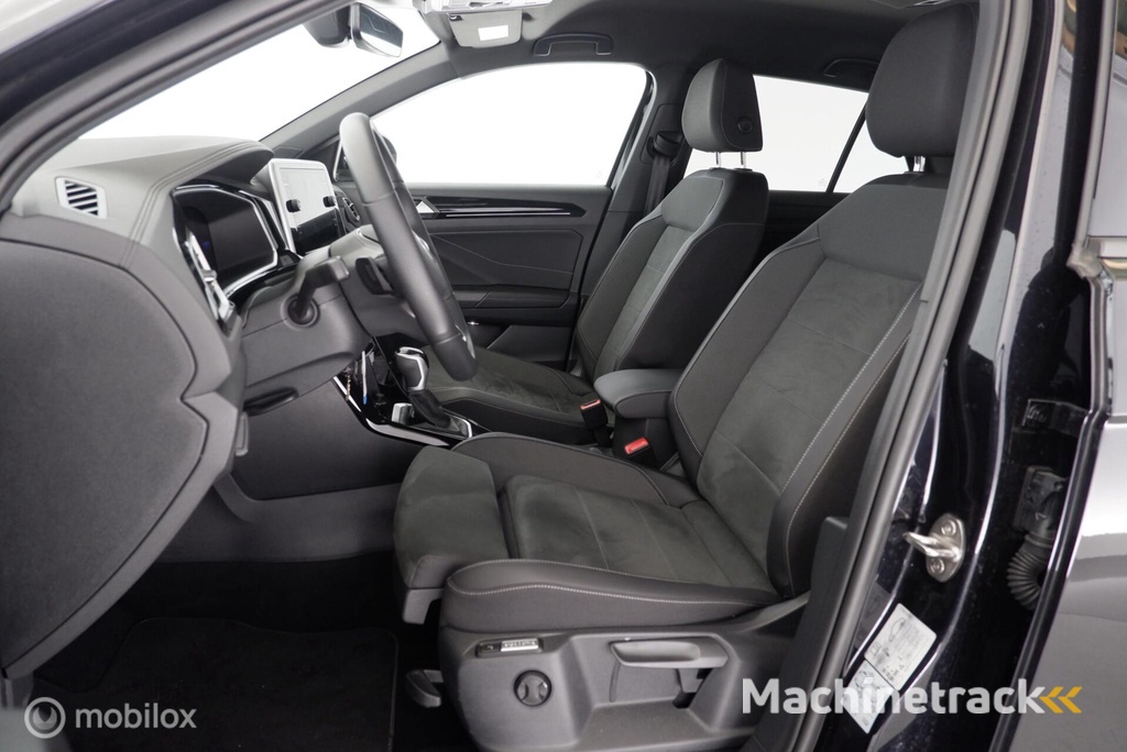 Volkswagen T-Roc 1.5 TSI 150PK Automaat R-Line trekhaak|IQ.led|ErgoActiv|nav|lmv17