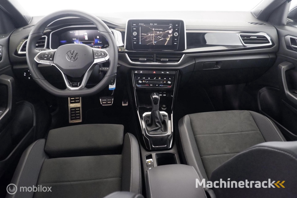 Volkswagen T-Roc 1.5 TSI 150PK Automaat R-Line trekhaak|IQ.led|ErgoActiv|nav|lmv17