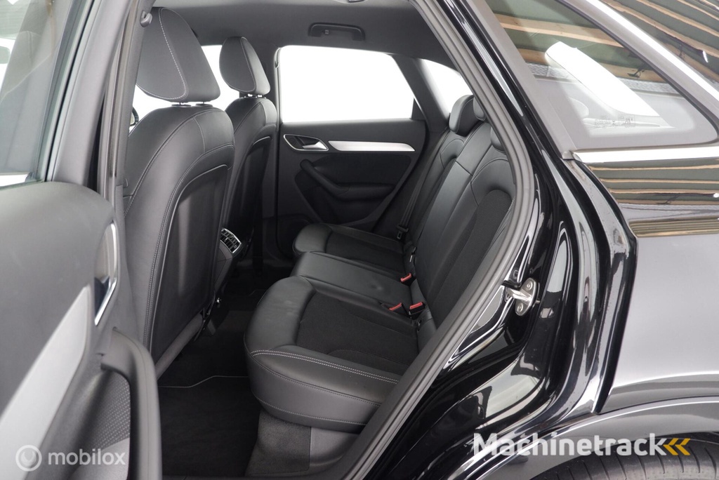 Audi Q3 1.4 TFSI 150PK Automaat S-line Sport Advance Sport trekhaak|stoelverw.|pdc|lmv18