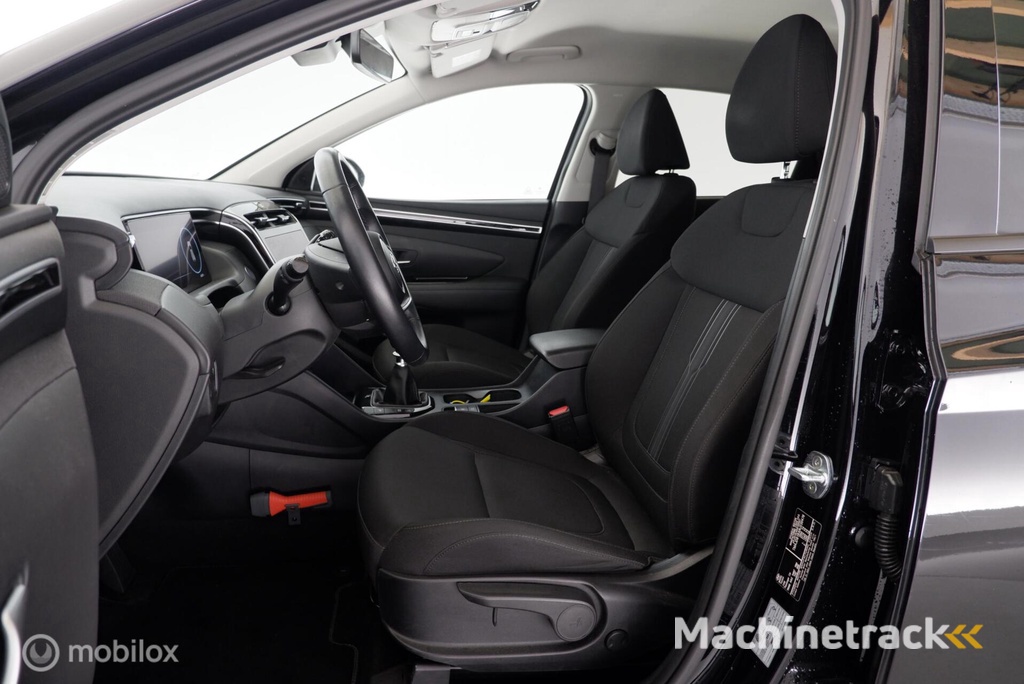 Hyundai Tucson 1.6 T-GDI MHEV Comfort led|cam|nav|dab|lmv17