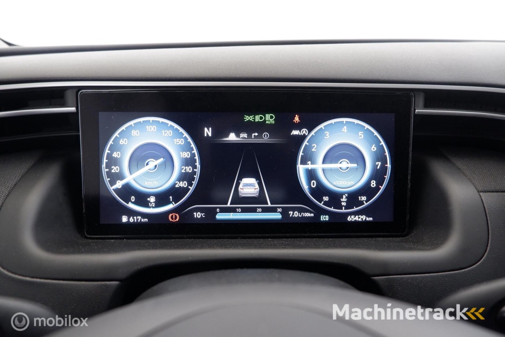 Hyundai Tucson 1.6 T-GDI MHEV Comfort led|cam|nav|dab|lmv17