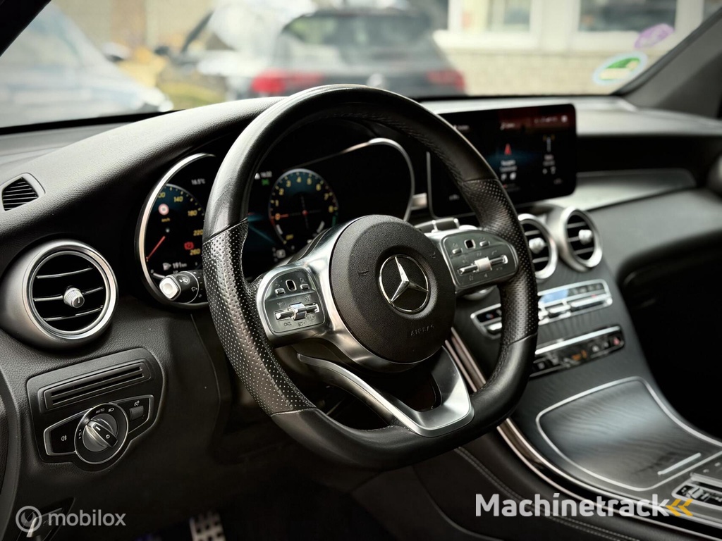Mercedes GLC-klasse 300e 4MATIC AMG Line|Pano|Sfeer|Trekhaak