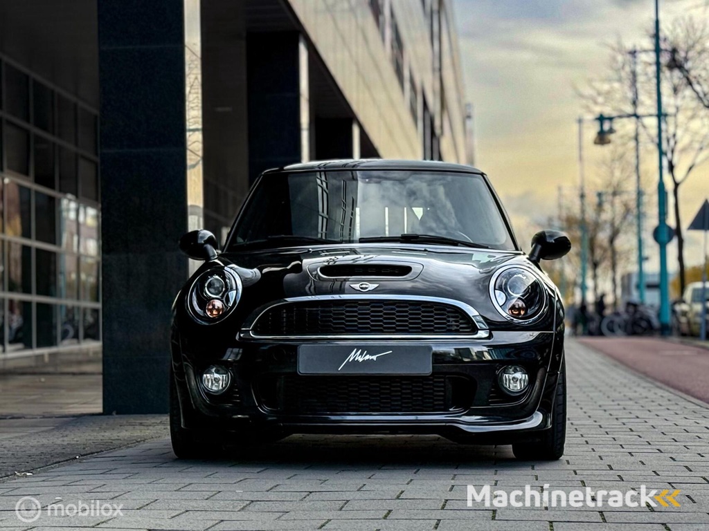 Mini Mini 1.6 Cooper S | JCW |Pano|H&K audio|Stoelverwarming