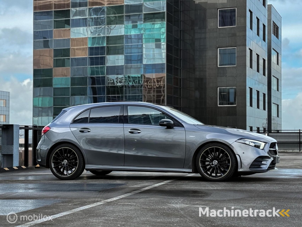 Mercedes A-klasse 250 AMG Line Edition 1 |Pano |Sfeer|19” LM