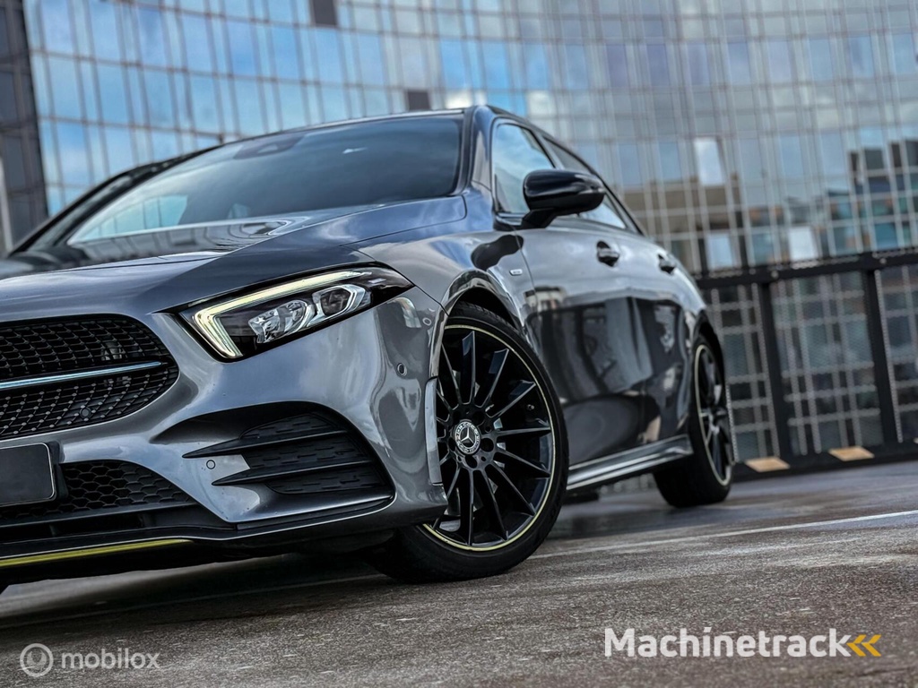Mercedes A-klasse 250 AMG Line Edition 1 |Pano |Sfeer|19” LM