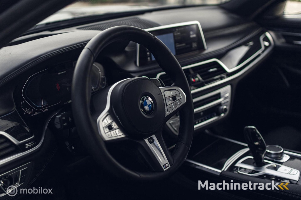 BMW 7-serie 745e High Executive|Pano|Laser|Massage|H&K|HUD