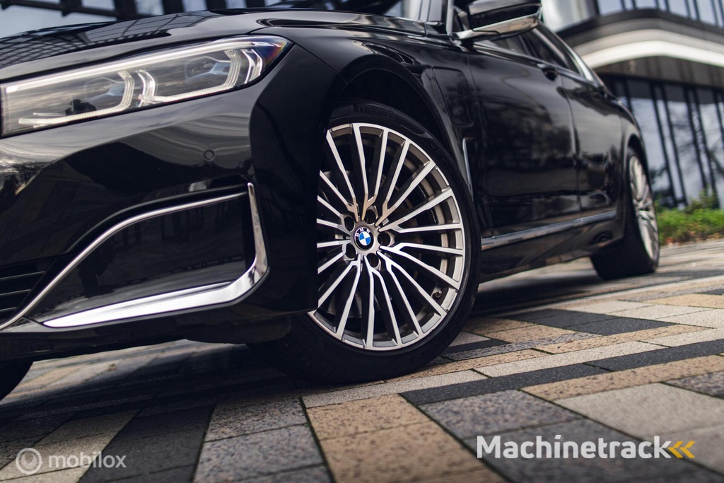 BMW 7-serie 745e High Executive|Pano|Laser|Massage|H&K|HUD